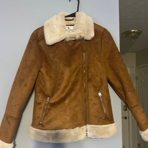 Abercrombie kids Sherpa lined suede brown coat size(15-16)